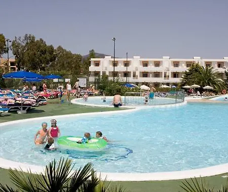 מלון דירות Jutlandia Family 3*